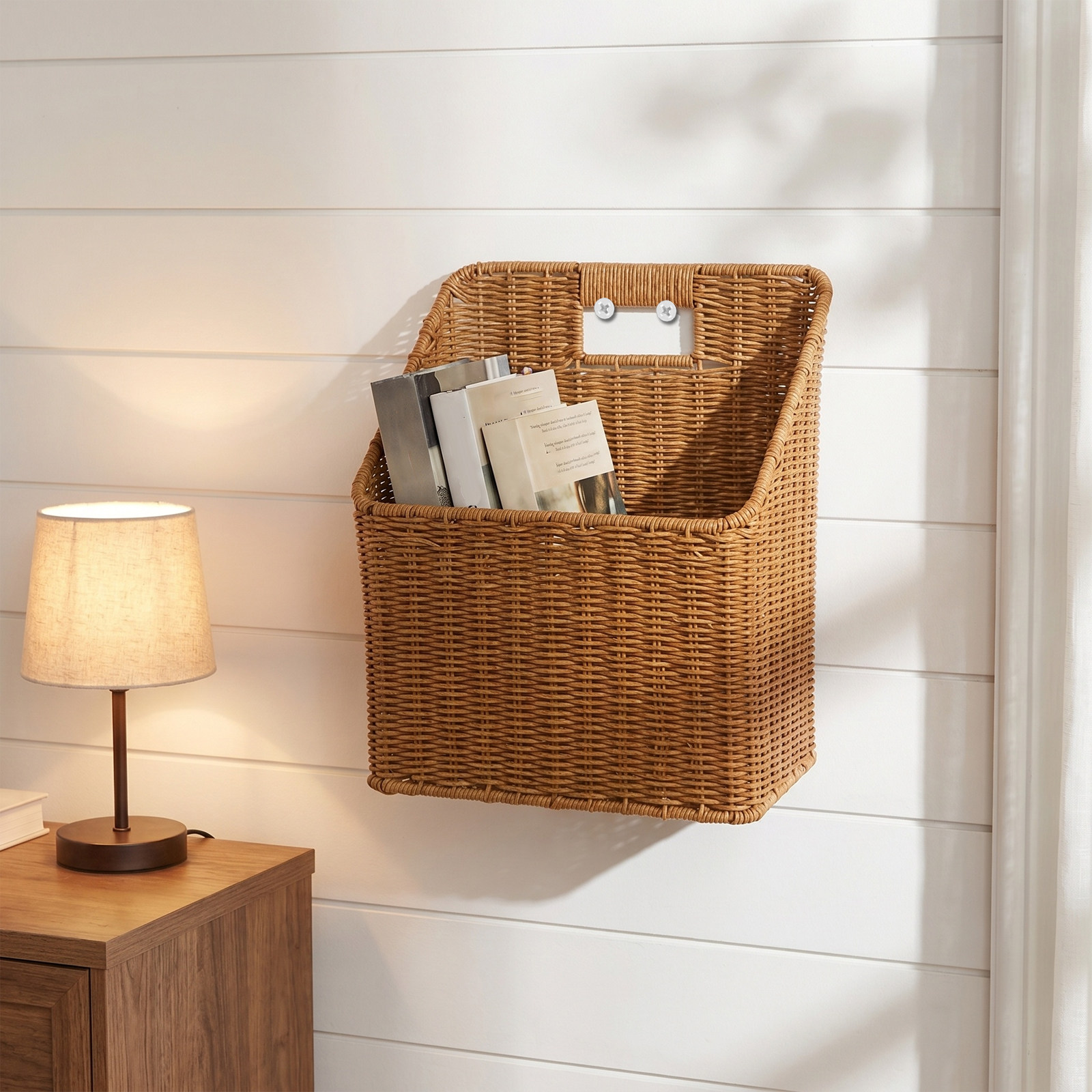 Настенная корзина из искусстве – обзор и цена Magazine Holder Rack